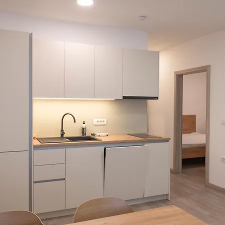 Nika & Erik Апартаменты Краньска Гора