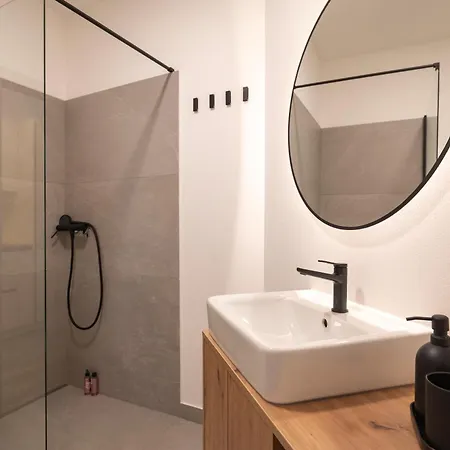 Nika & Erik Apartment *