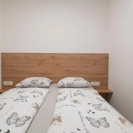 Nika & Erik Апартаменты Краньска Гора