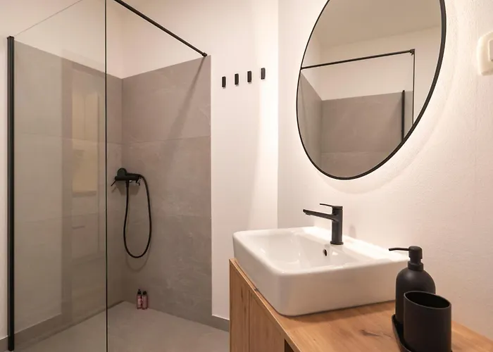 Nika & Erik Apartamento *