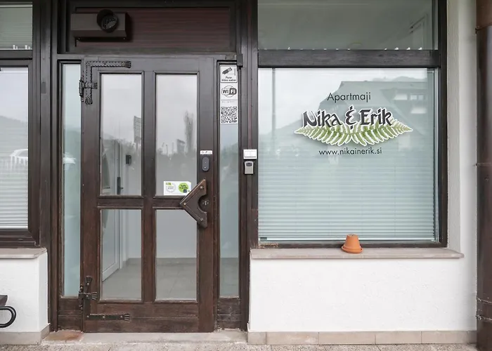 Nika & Erik Apartamento *